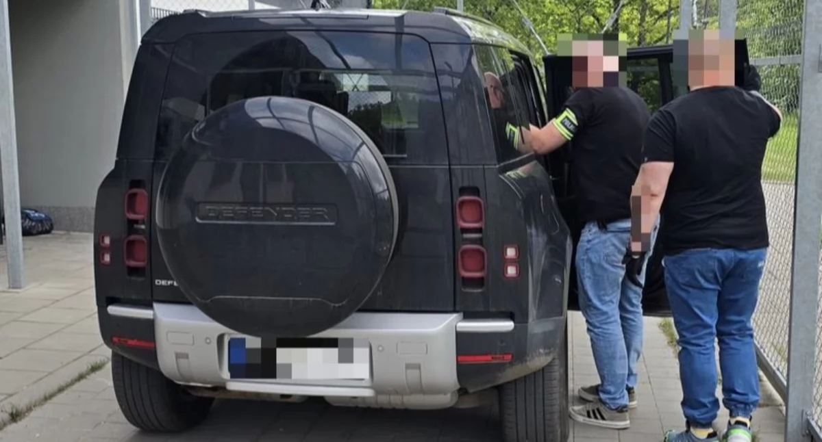 Straciły 43 tysiące złotych. Policja zatrzymała podejrzaną