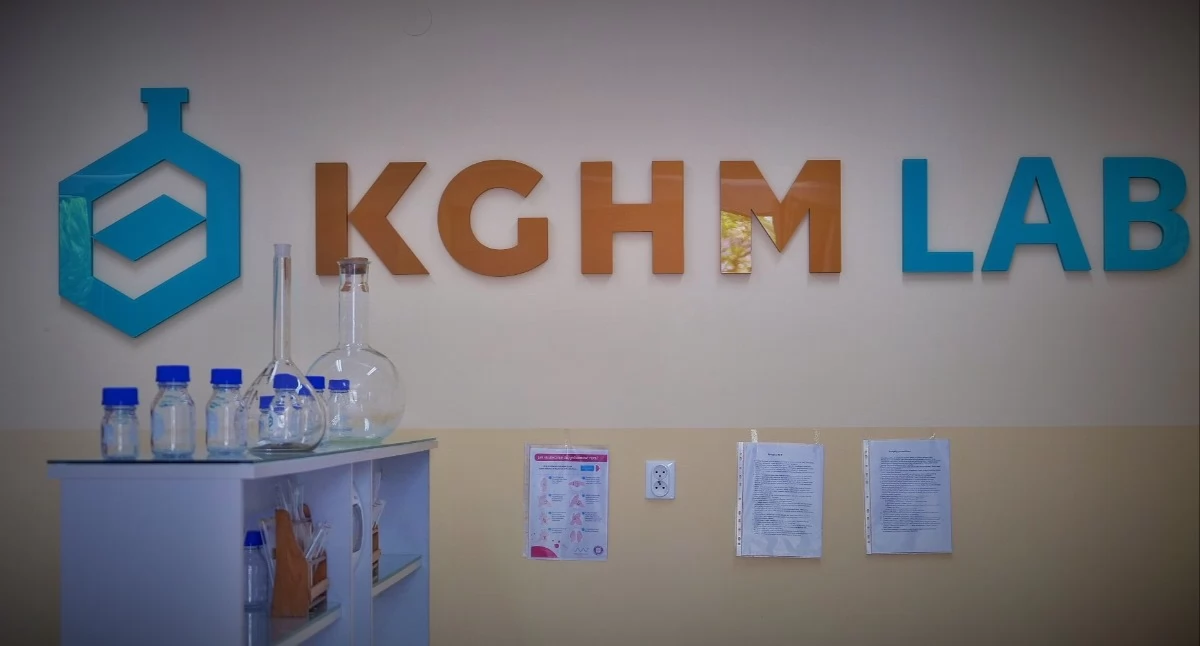 W Bolesławcu rusza KGHM LAB. Nowa pracownia chemiczno-fizyczna dla uczniów I LO od Polskiej Miedzi