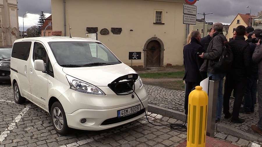 Jelenia Góra zaprasza pojazdy elektryczne