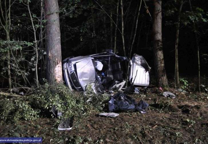 Śmiertelny wypadek na drodze K-30. Policja apeluje o rozwagę i ostrożność na drogach