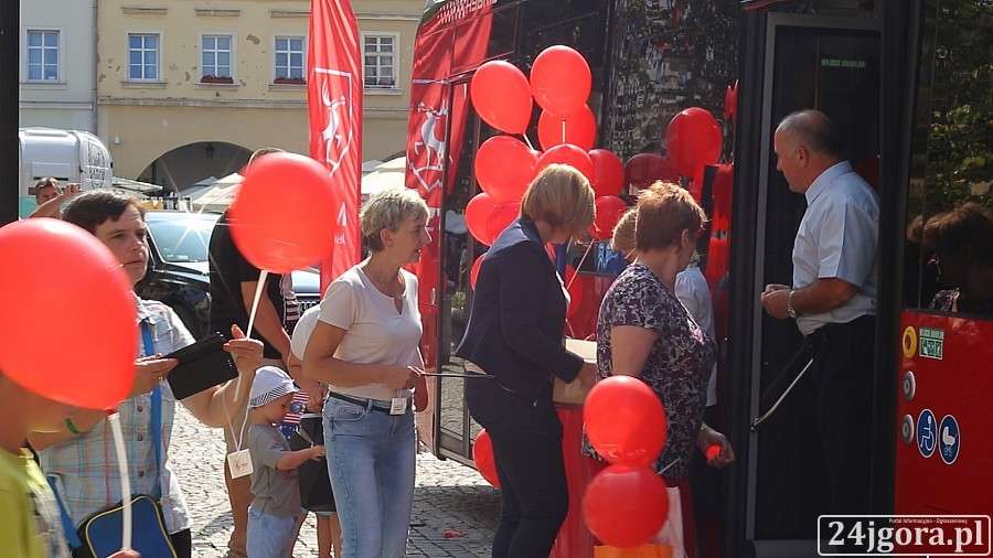 Hybrydy zaprezentowane mieszkańcom (VIDEO)