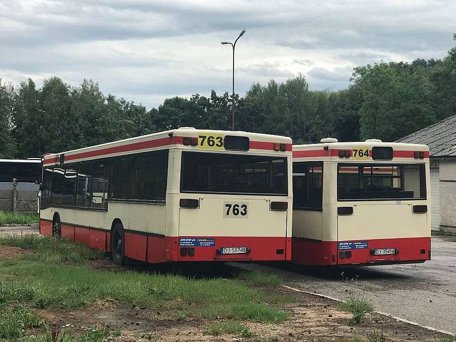 Nowe na ulice, najstarsze na złom