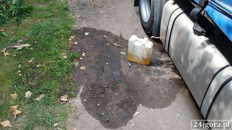 Kolejna kradzież paliwa z ciężarówki