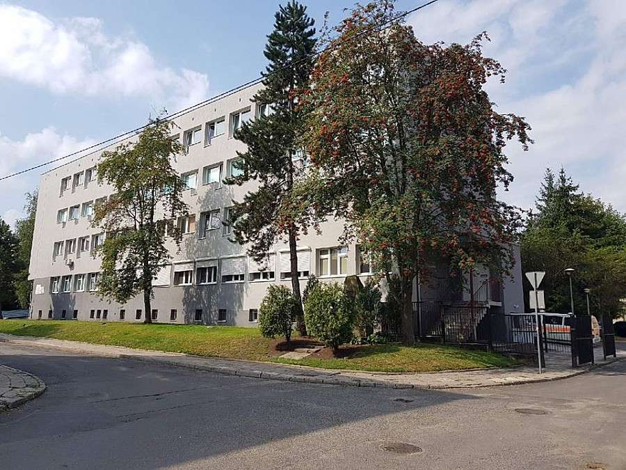 Tragedia w Lwówku Śląskim. Pacjent wyskoczył z okna szpitala