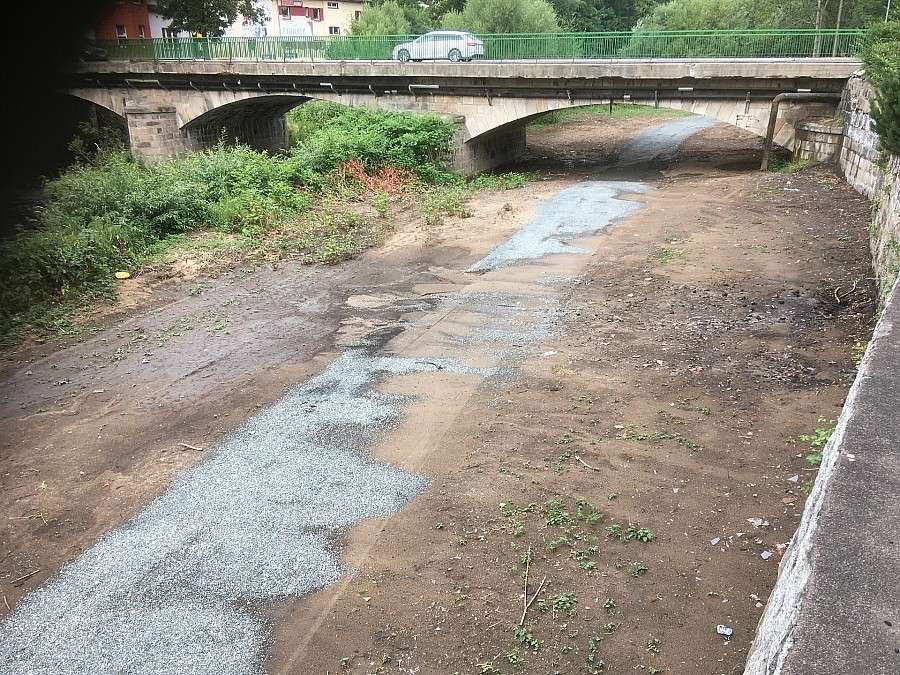 Promenada Bobru po ulewie