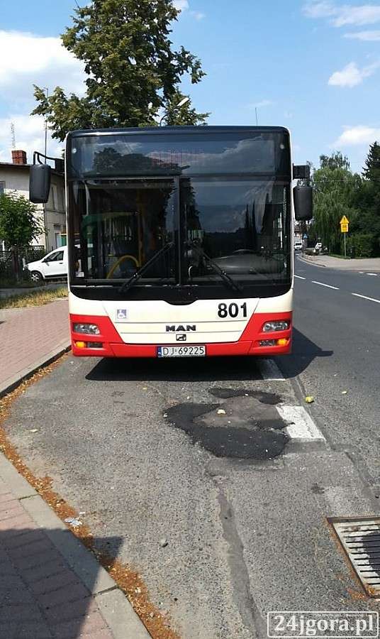 Agresywny pasażer zaatakował kierowcę autobusu MZK