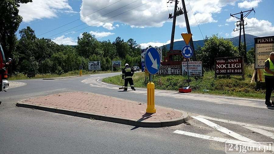 Motocyklista wpadł w poślizg na plamie oleju