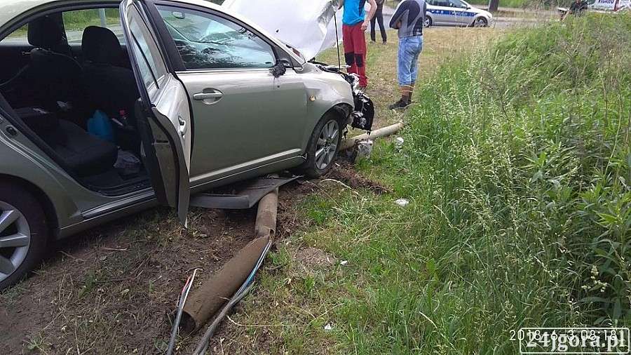 Ściął słup latarni ulicznej
