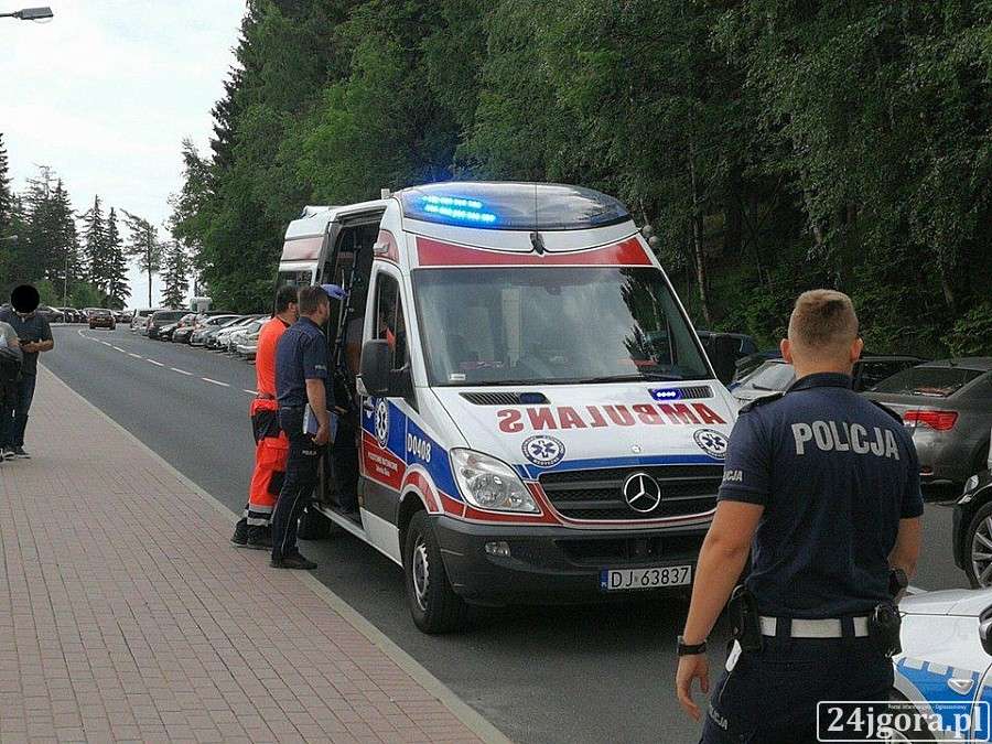 Karpacz : Policjanci odnaleźli mężczyznę który chciał popełnić samobójstwo