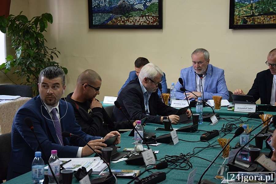 Rada Miejska w Szklarskiej Porębie nie podjęła uchwały absolutoryjnej.