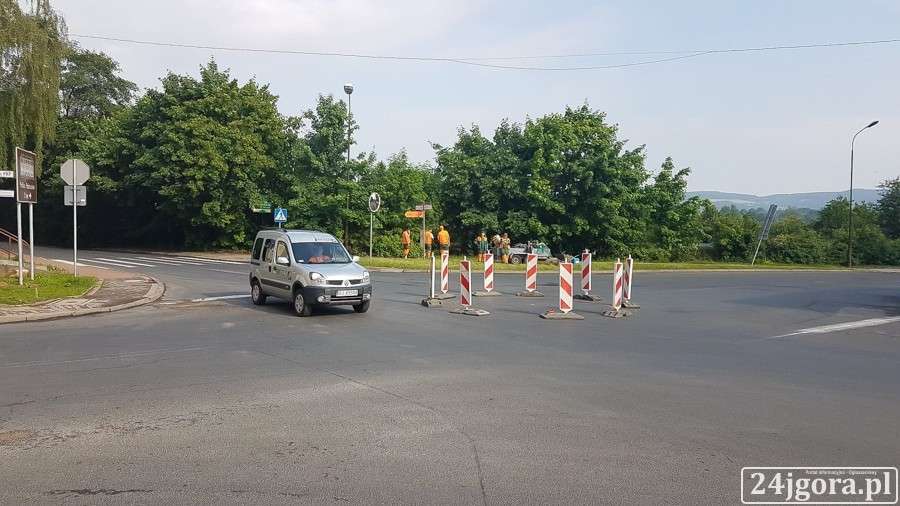 Czy nowe rondo w Sobieszowie będzie zmorą kierowców?