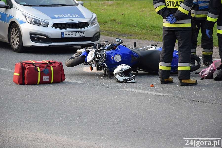 Wypadek w Podgórzynie. Motocyklista w ciężkim stanie