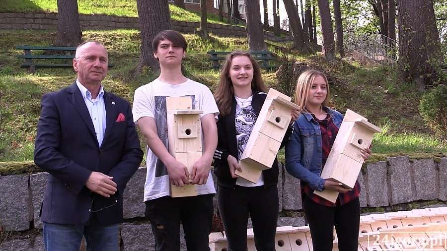Uczniowie nagrodzeni za pomoc zwierzętom (VIDEO)