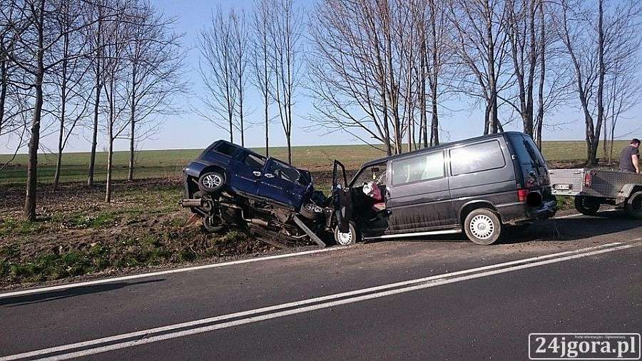 Wypadek pod Chmieleniem. Sprawca pod wpływem alkoholu.