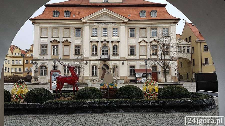 Wielkanocne dekoracje na Placu Ratuszowym