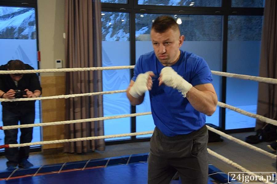 Najlepsi polscy pięściarze trenują w Szklarskiej Porębie (VIDEO)
