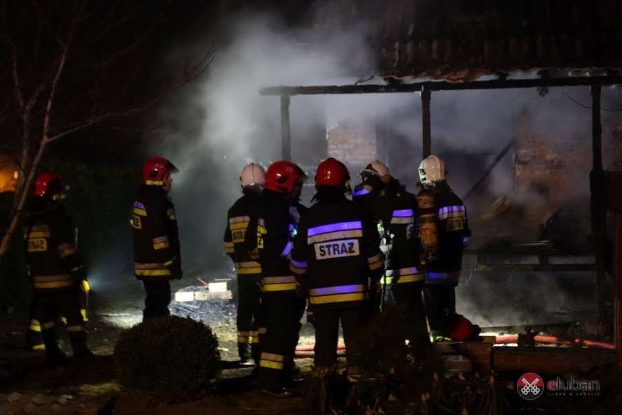 Lubań - Pożar altany na działkach przy ul. Mostowej