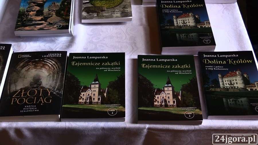 I Targi książki historycznej i podróżniczej.