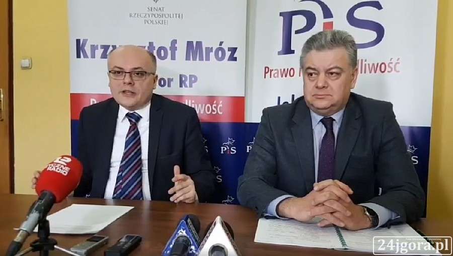 K.Mróz : 