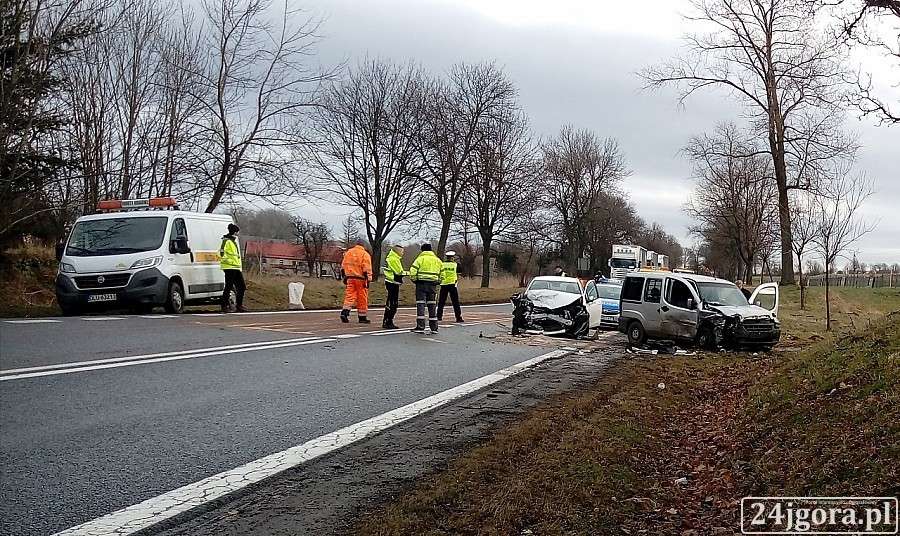 Czołowe zderzenie na DK3