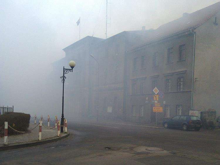 Lwówek i Gryfów spowite smogiem