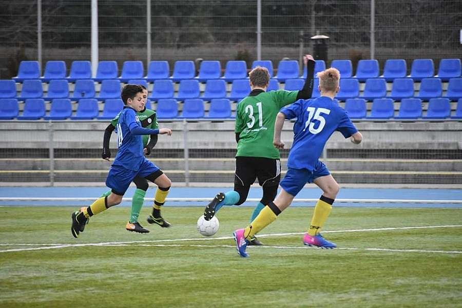 Zawodnicy KS Karkonosze na turnieju w Głuchołazach