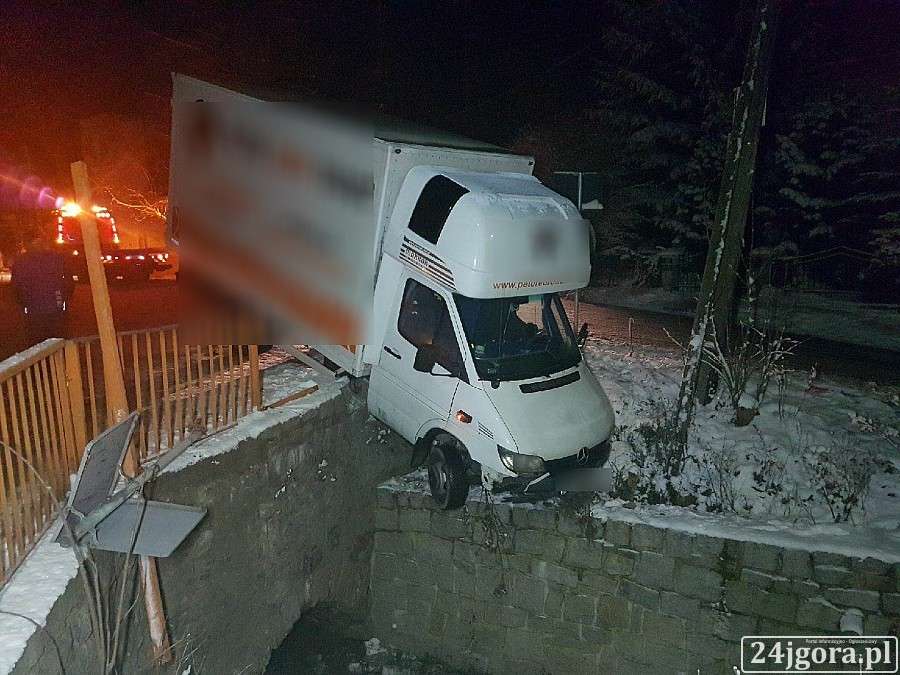 Duże szczęście kierowcy Mercedesa