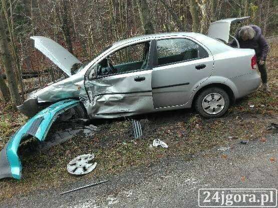 Czołowe zderzenie pod Szklarską Porębą