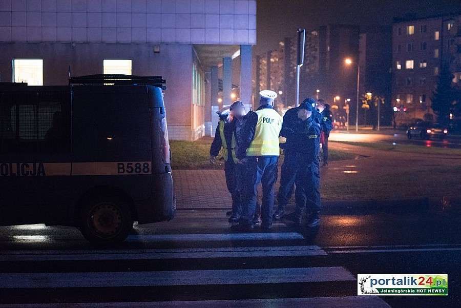 Wypadek i areszt... droga zablokowana
