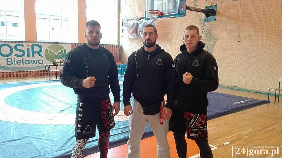 Zawodnicy ASW Pawła Krażwskiego na Ogólnopolskim Turnieju NO-GI & GI Fight w Bielawie