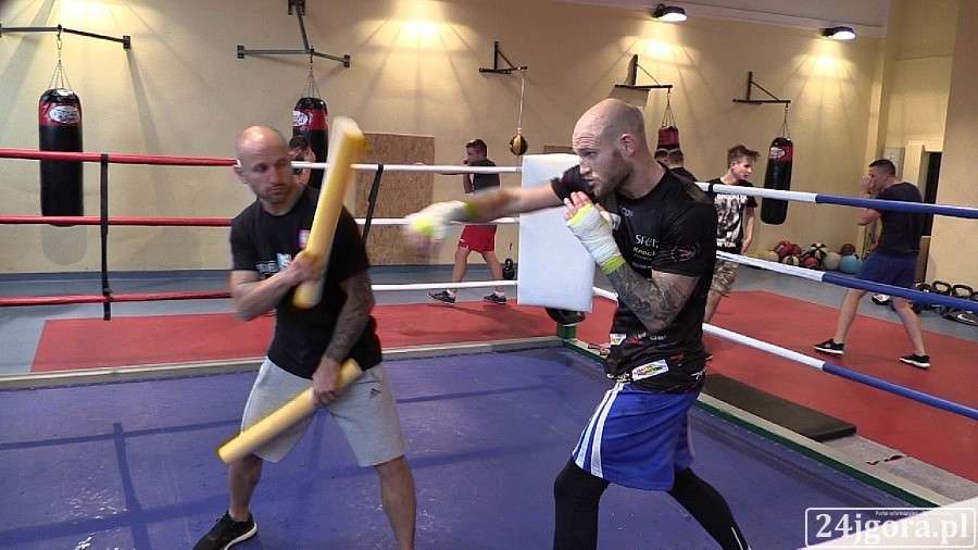 Maciej Sulęcki trenuje z Red Fighters! (VIDEO)