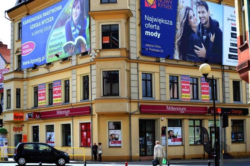 Czy reklamy szpecą miasto? Czy nadchodzi koniec wielkich reklam w centrum?