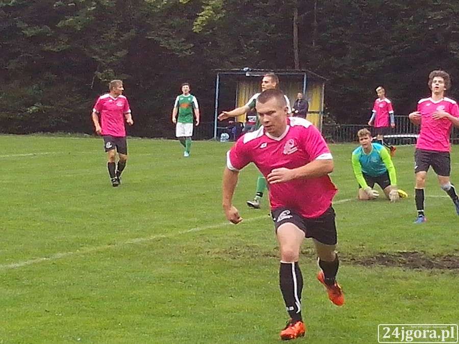 III kolejka A klasy.  TKKF Kwisa Świeradów 3-1 LKS Czarni Lwówek.(1:0) 