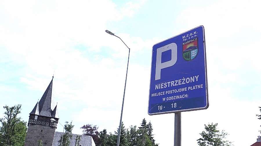 Drogie parkingi w Karpaczu. Turyści są wściekli!  (VIDEO)