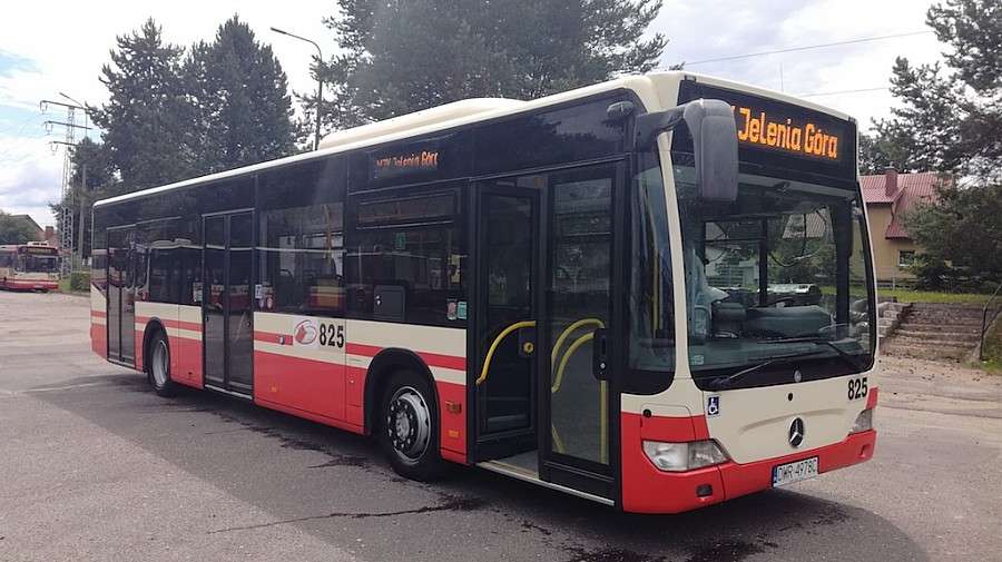 W autobusie MZK podładujesz komórkę 
