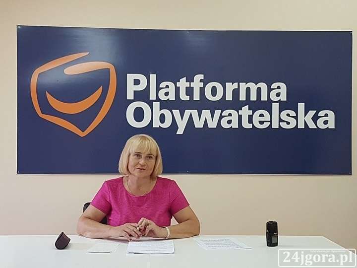 Zofia Czernow przestrzega przed ustawami przygotowywanymi przez PiS