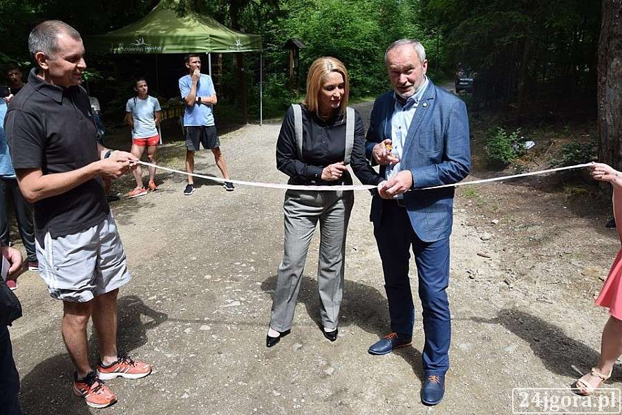 Droga Pod Reglami z nowym oznakowaniem