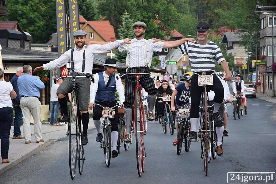 Parada Rowerów Niezwykłych rozpoczęła Bike Week End!