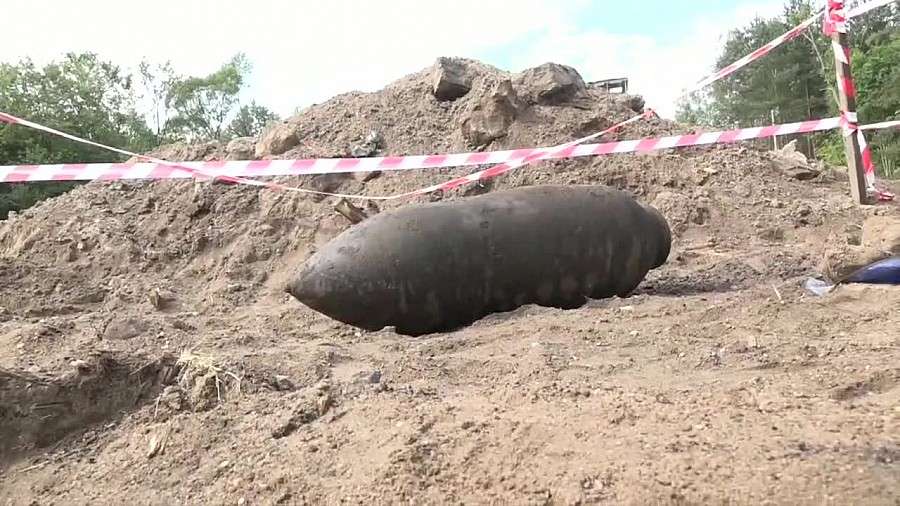Na budowie mostu na Kwisie znaleziono ćwierćtonową bombę. Saperzy ją usunęli