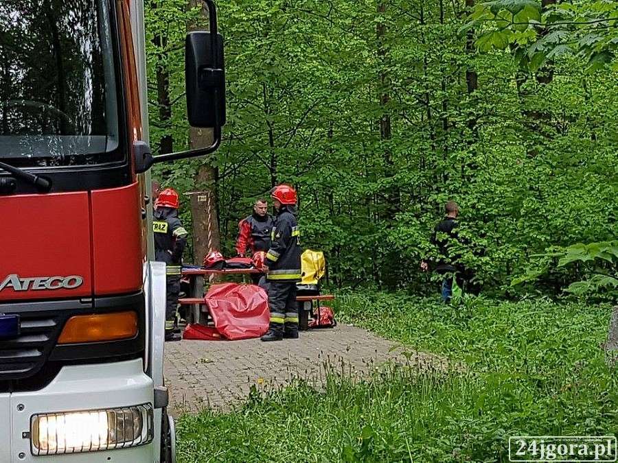 Makabryczne odkrycie w rzece Bóbr. Wyłowiono zwłoki mężczyzny.