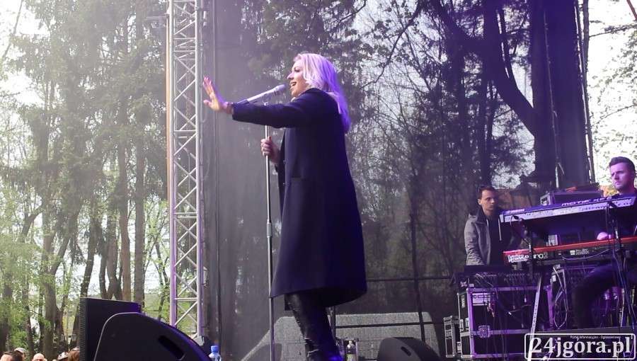 Kasia Cerekwicka i Maciek Grenda na inauguracji 44 Wiosny Cieplickiej