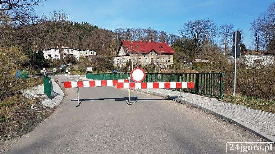 Uwaga Kierowcy : Zamknięty most w Dąbrowicy
