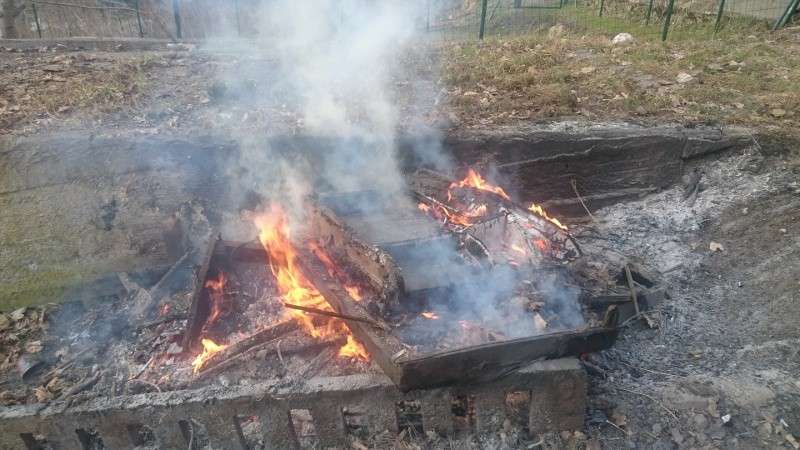 Niecodzienny sposób pozbycia się starych mebli