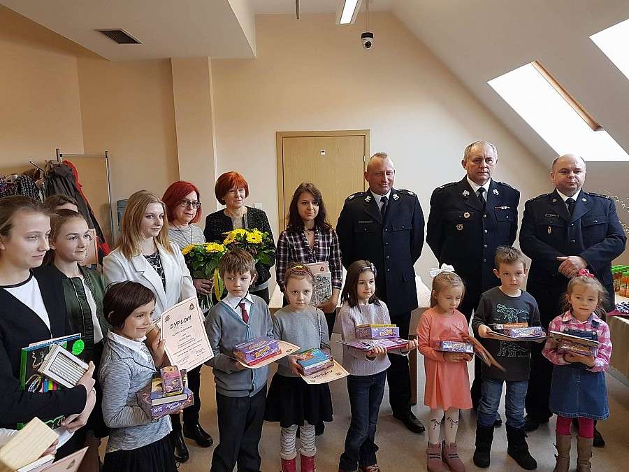 Narysowali codzienną pracę strażaków 