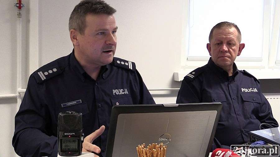 Pracowity rok policjantów. Tragiczny na jeleniogórskich drogach.
