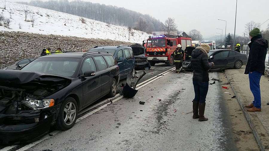 Karambol w Kaczorowie. Droga całkowicie zablokowana
