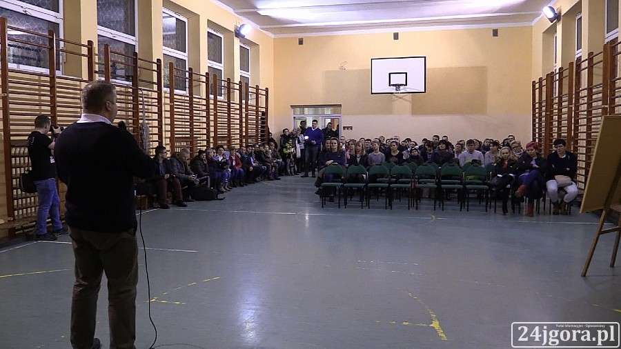 Sprzeciw rodziców wobec likwidacji SP7