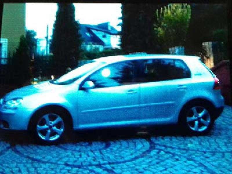 Wysoka nagroda za pomoc w odnalezieniu skradzionego VW Golfa