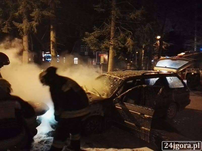 W Karpaczu zapaliło się auto