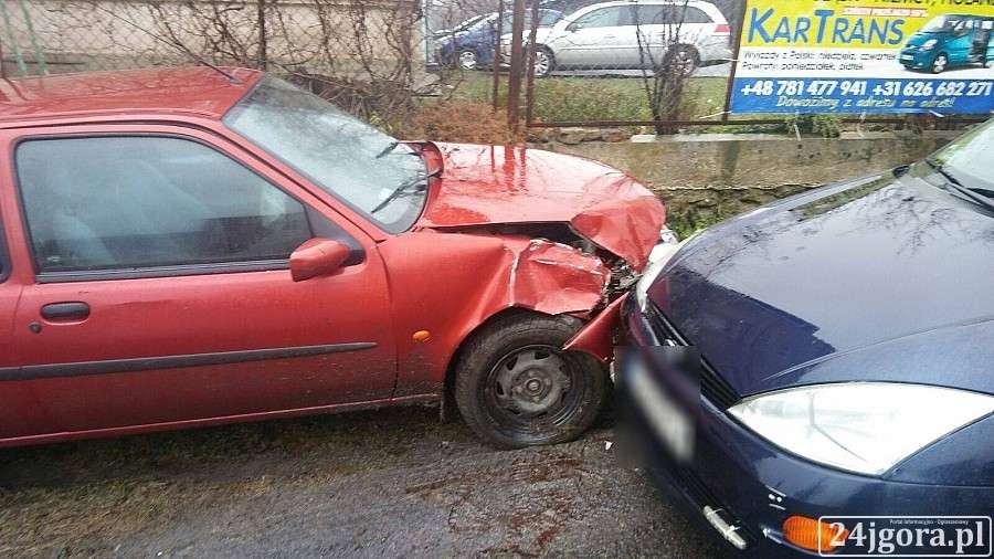 Kierujący bez uprawnień sprawcą kolizji